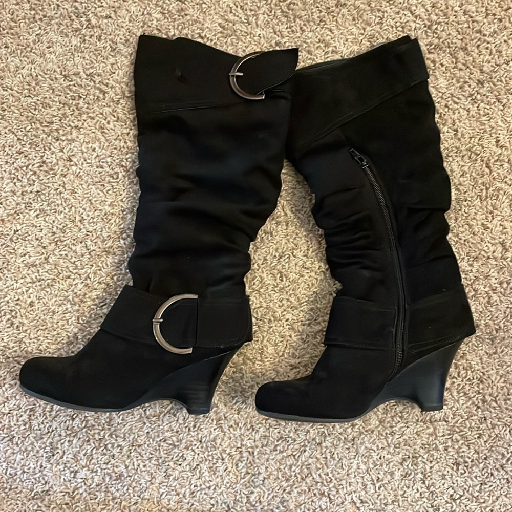 Black Boots